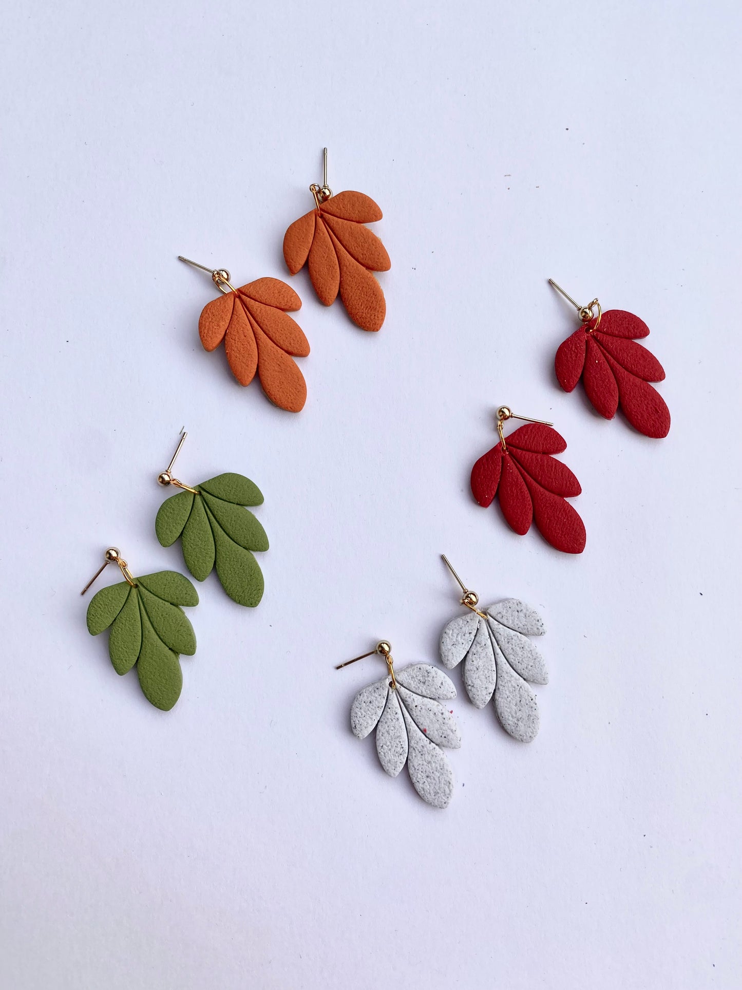 Pendientes hoja
