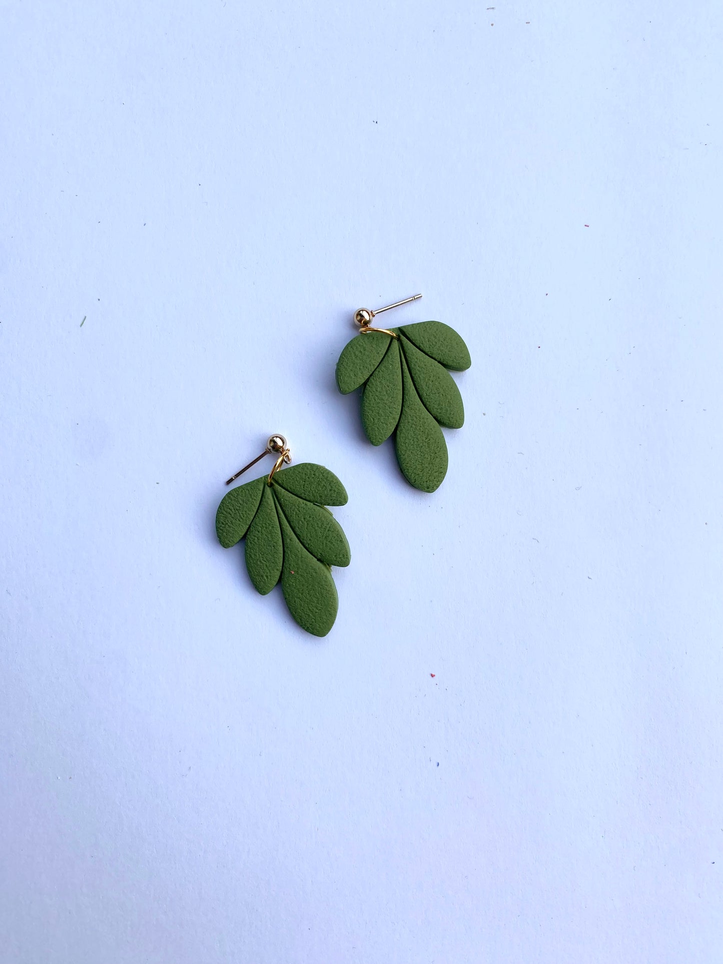 Pendientes hoja