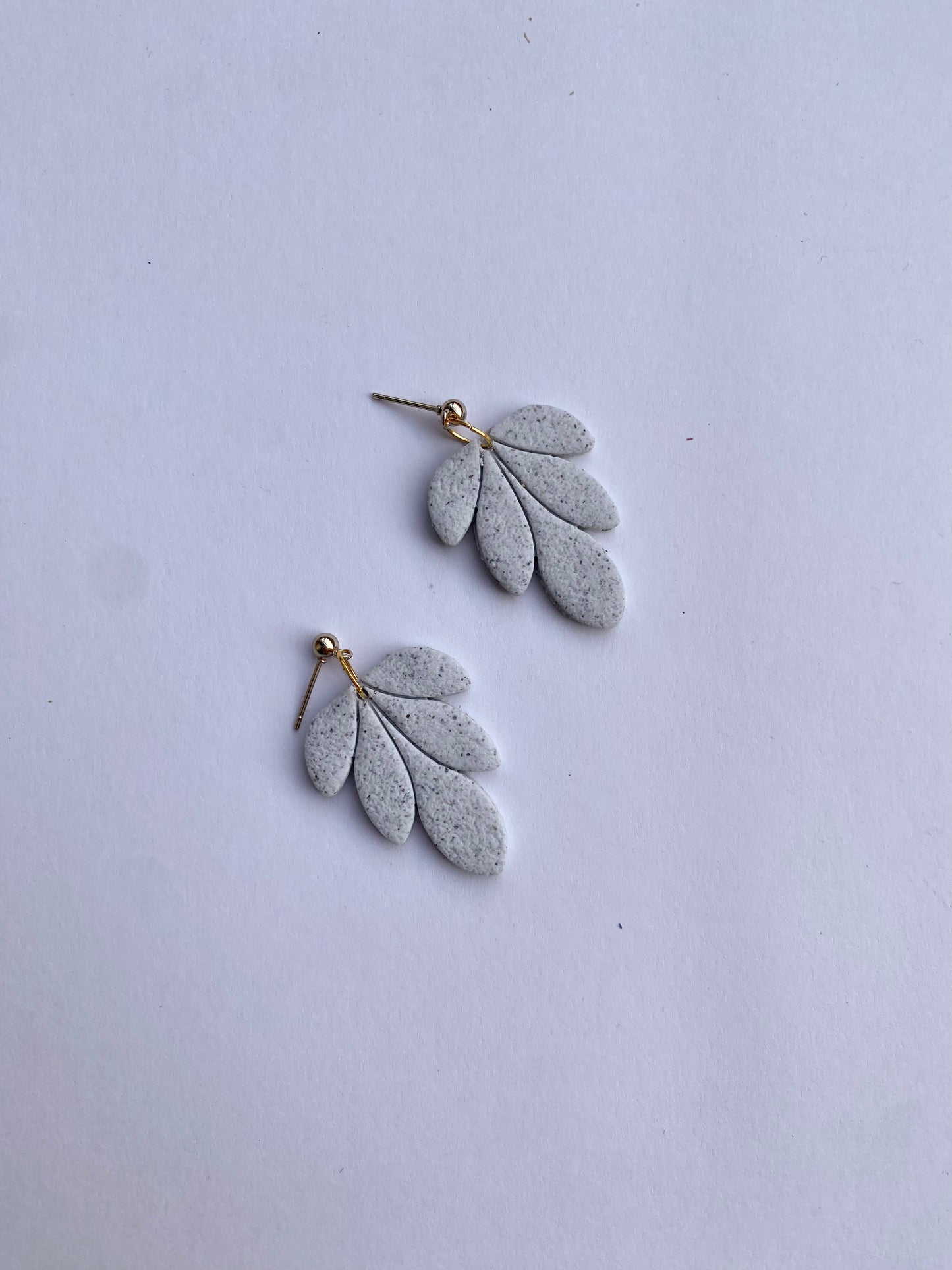 Pendientes hoja