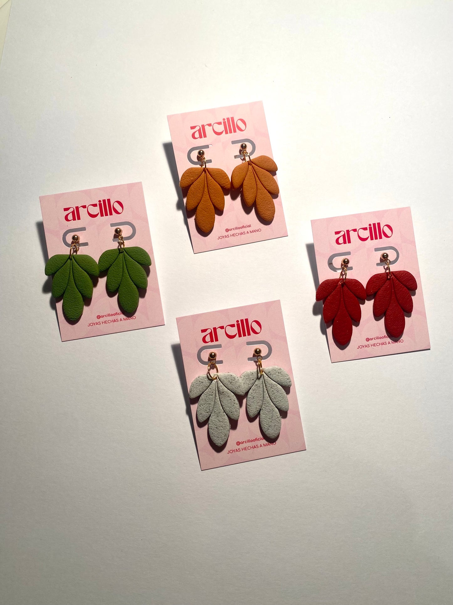 Pendientes hoja