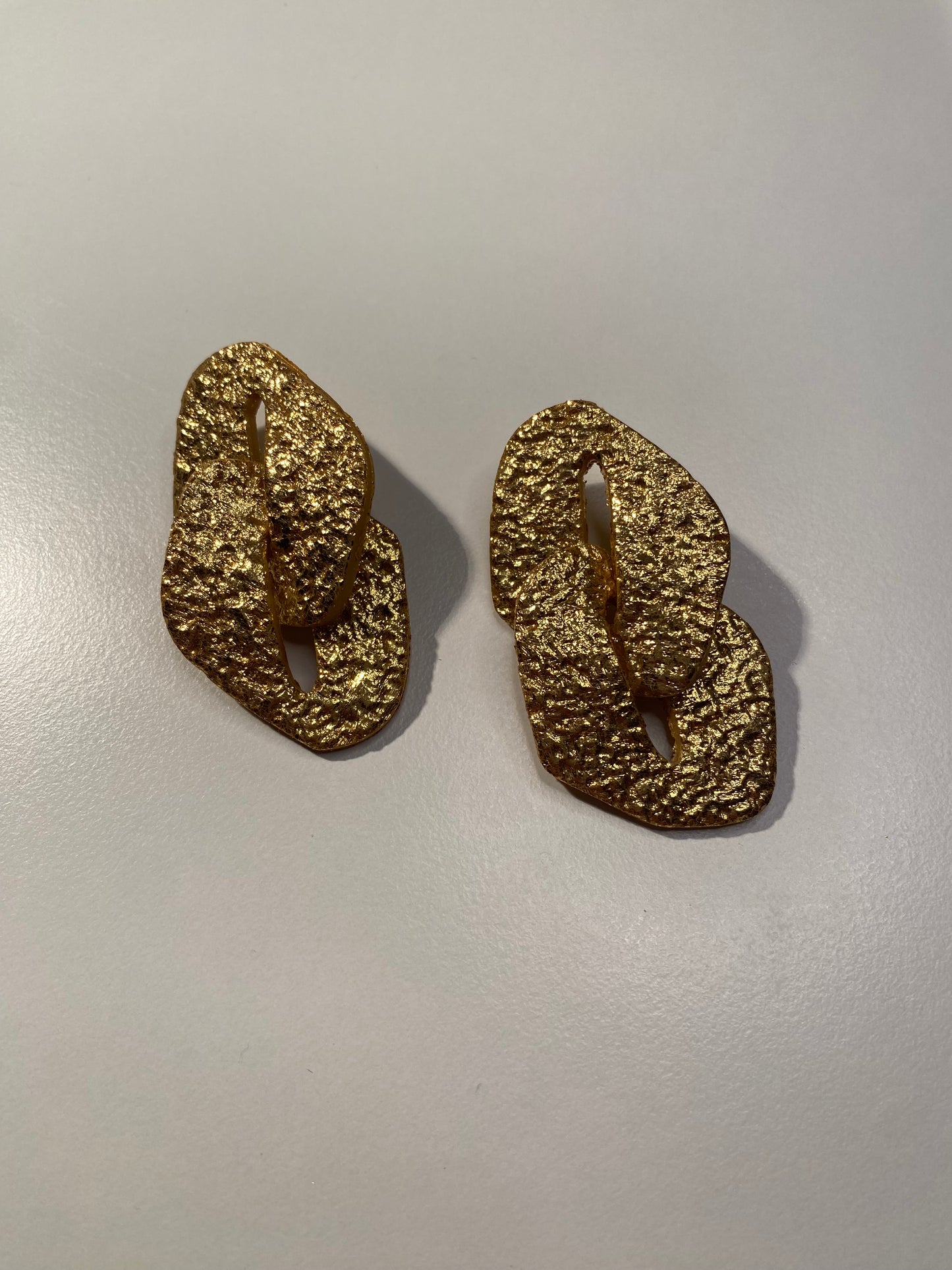 Pendientes cadena dorados