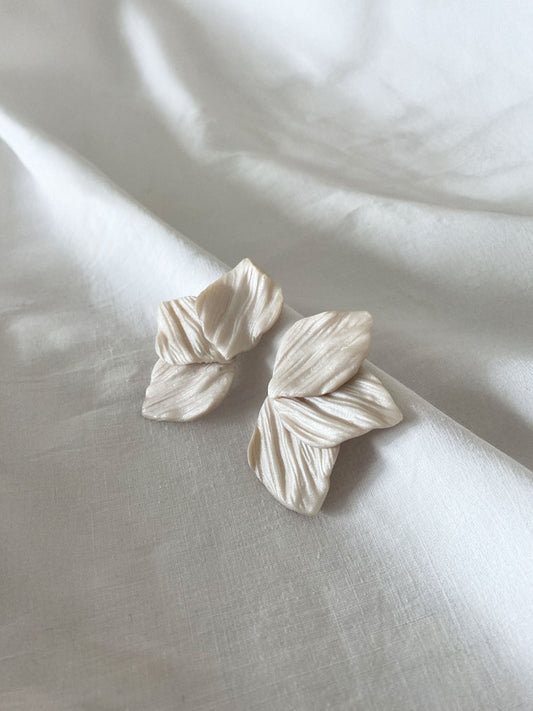 Pendiente abanico perlado