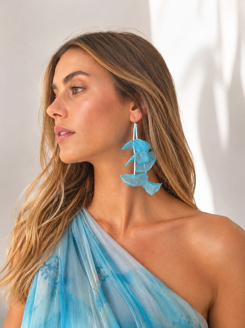Pendientes colgantes pétalos azul
