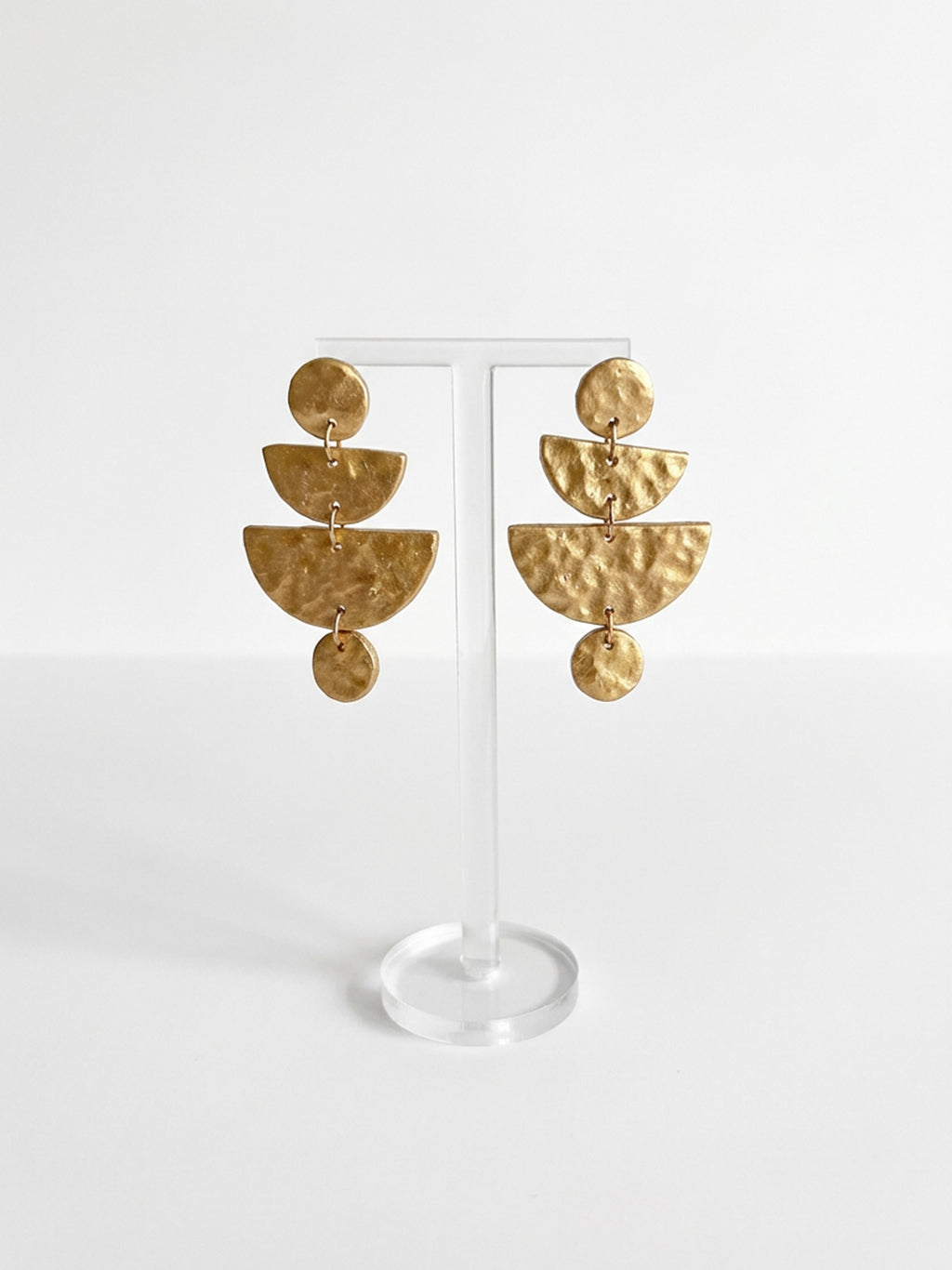 Pendientes geométricos dorados