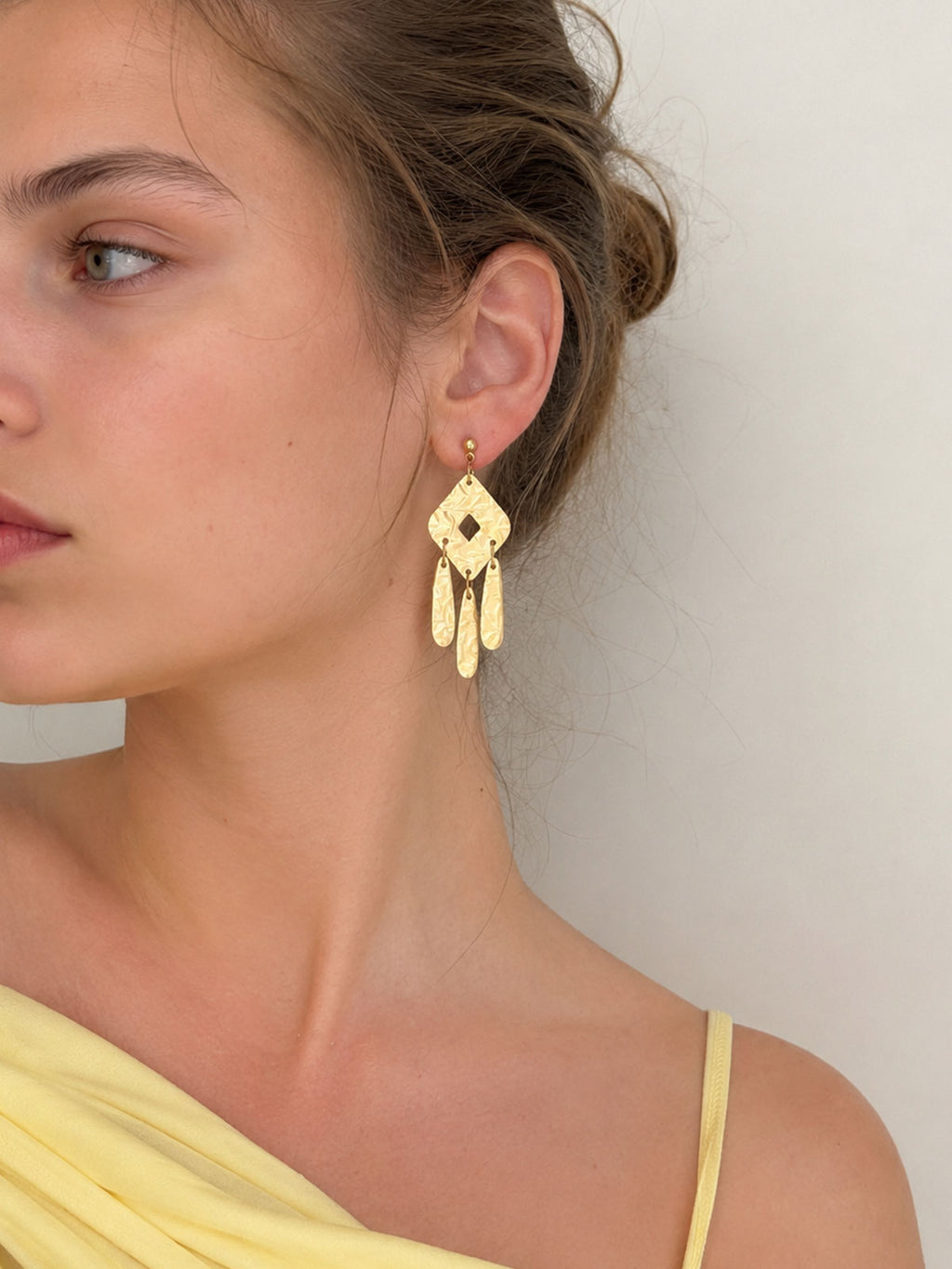 Pendientes glow yellow