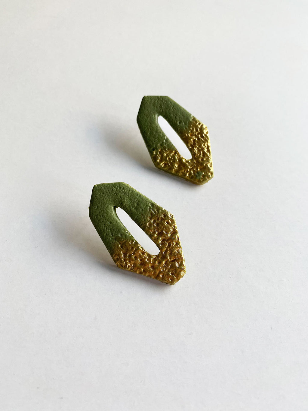 Pendientes joya verde y dorado
