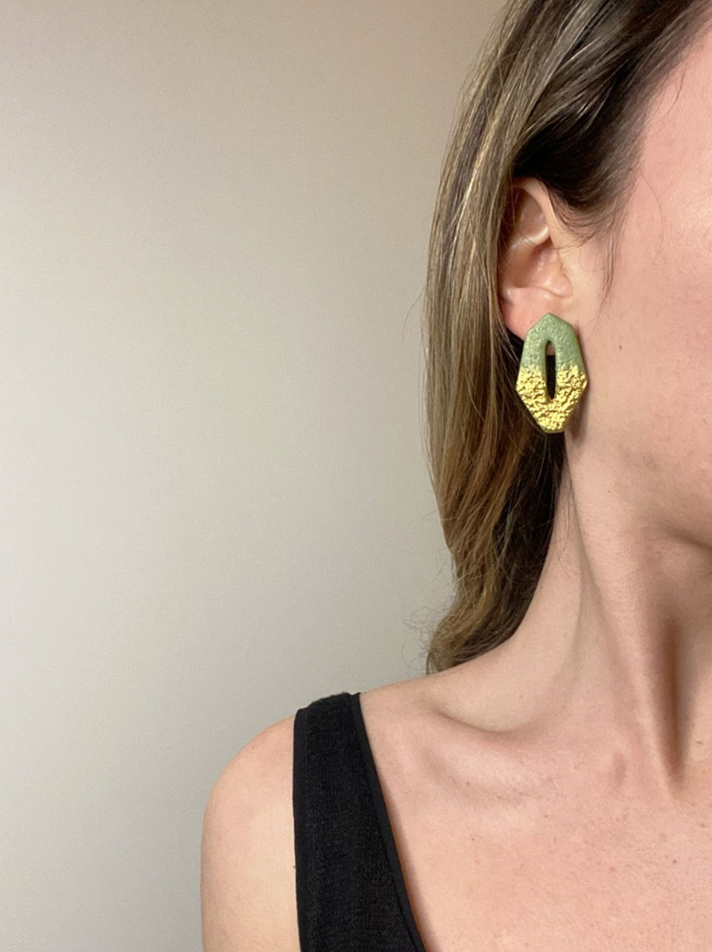 Pendientes joya verde y dorado
