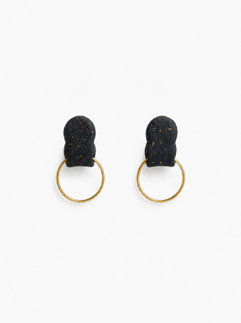 Pendientes negro arco dorado