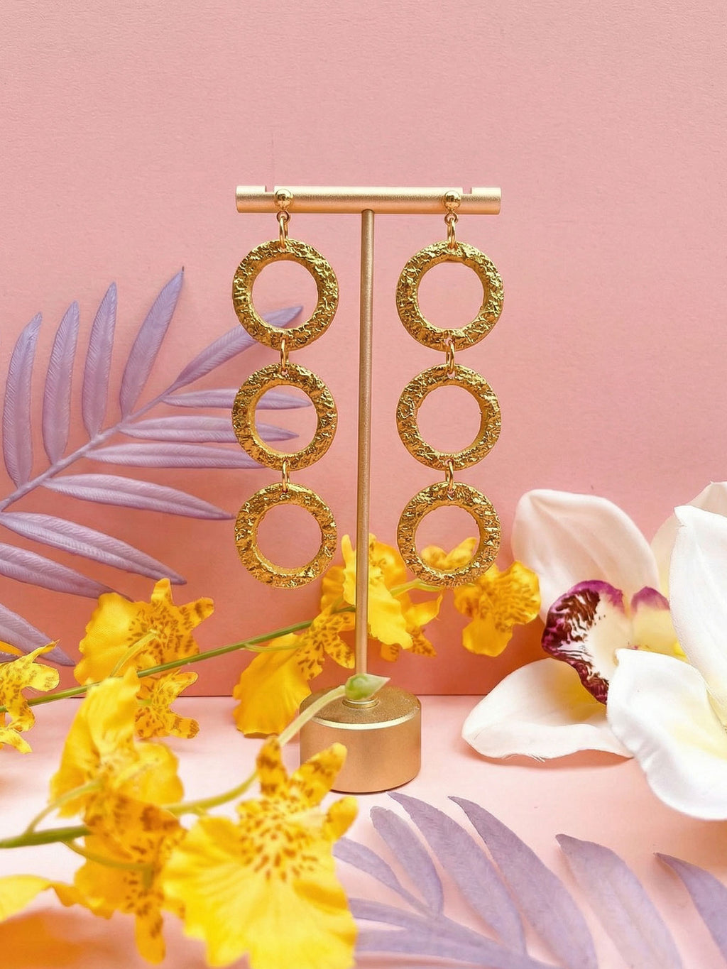 Pendiente aro dorado triple