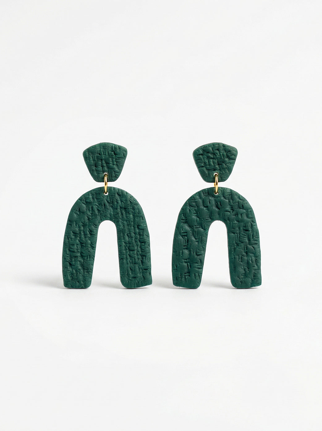 Pendientes verdes arco