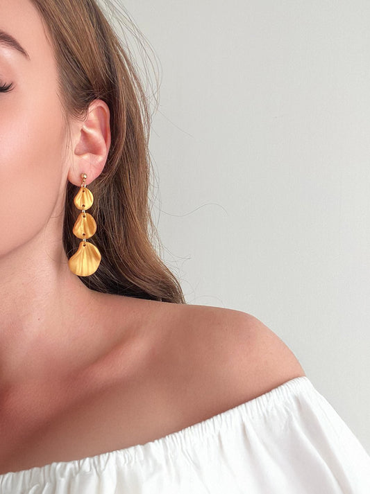 Pendientes hoja colgantes efecto oro
