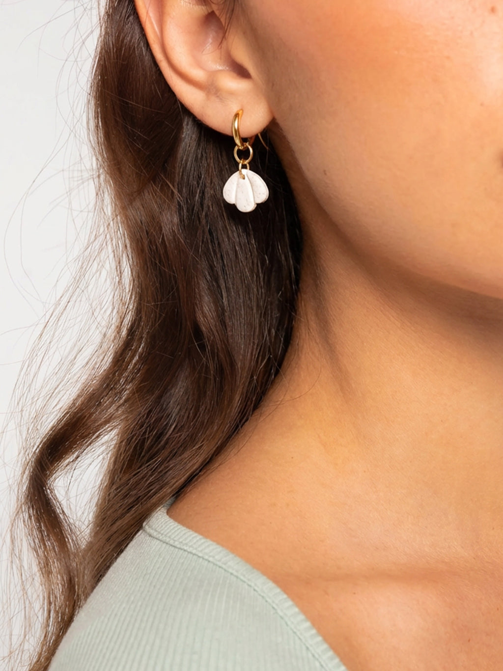 Pendientes conchita blancos