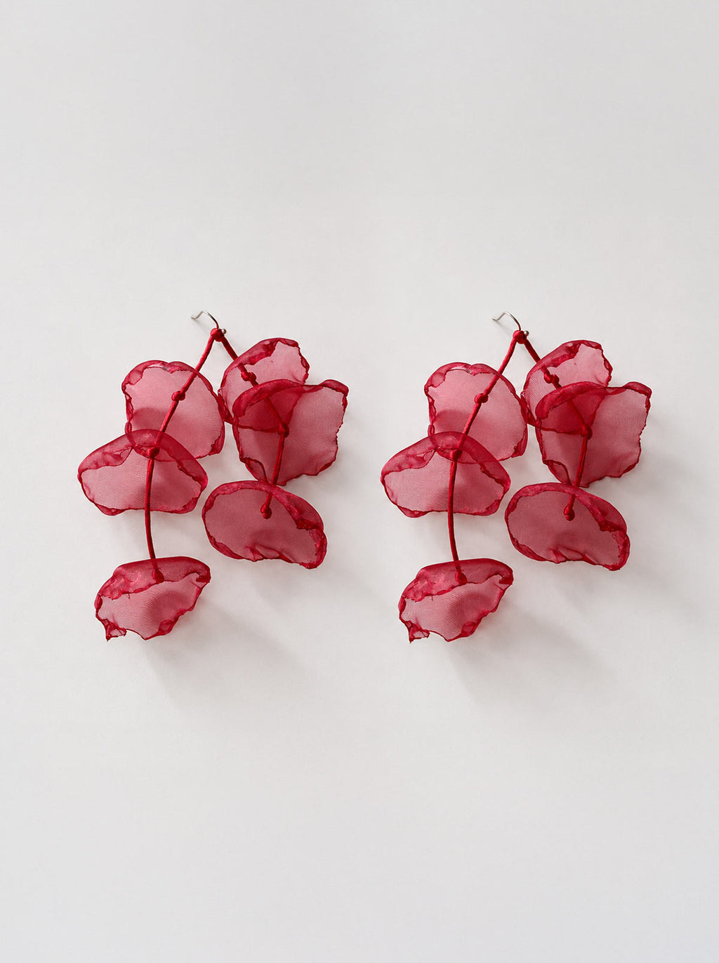 Pendientes colgantes pétalos rojos