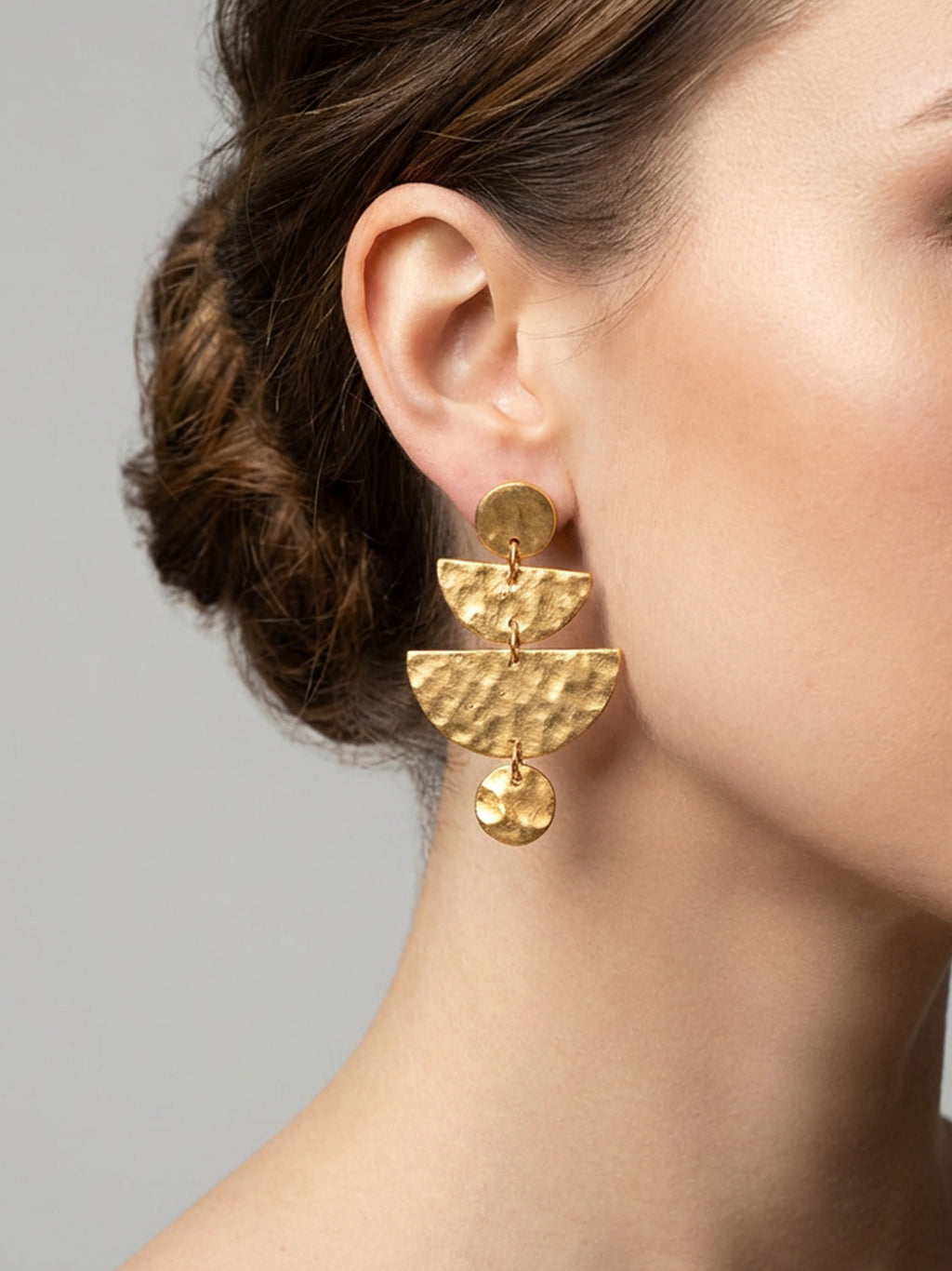 Pendientes geométricos dorados