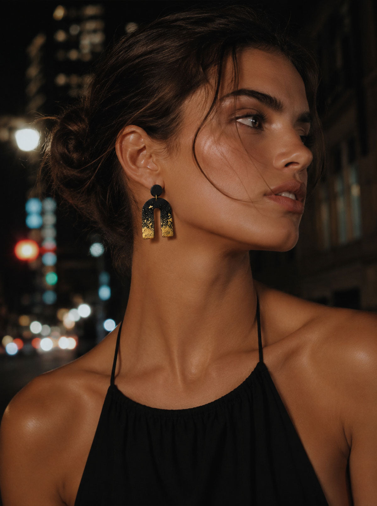 Pendientes de fiesta negros y dorados