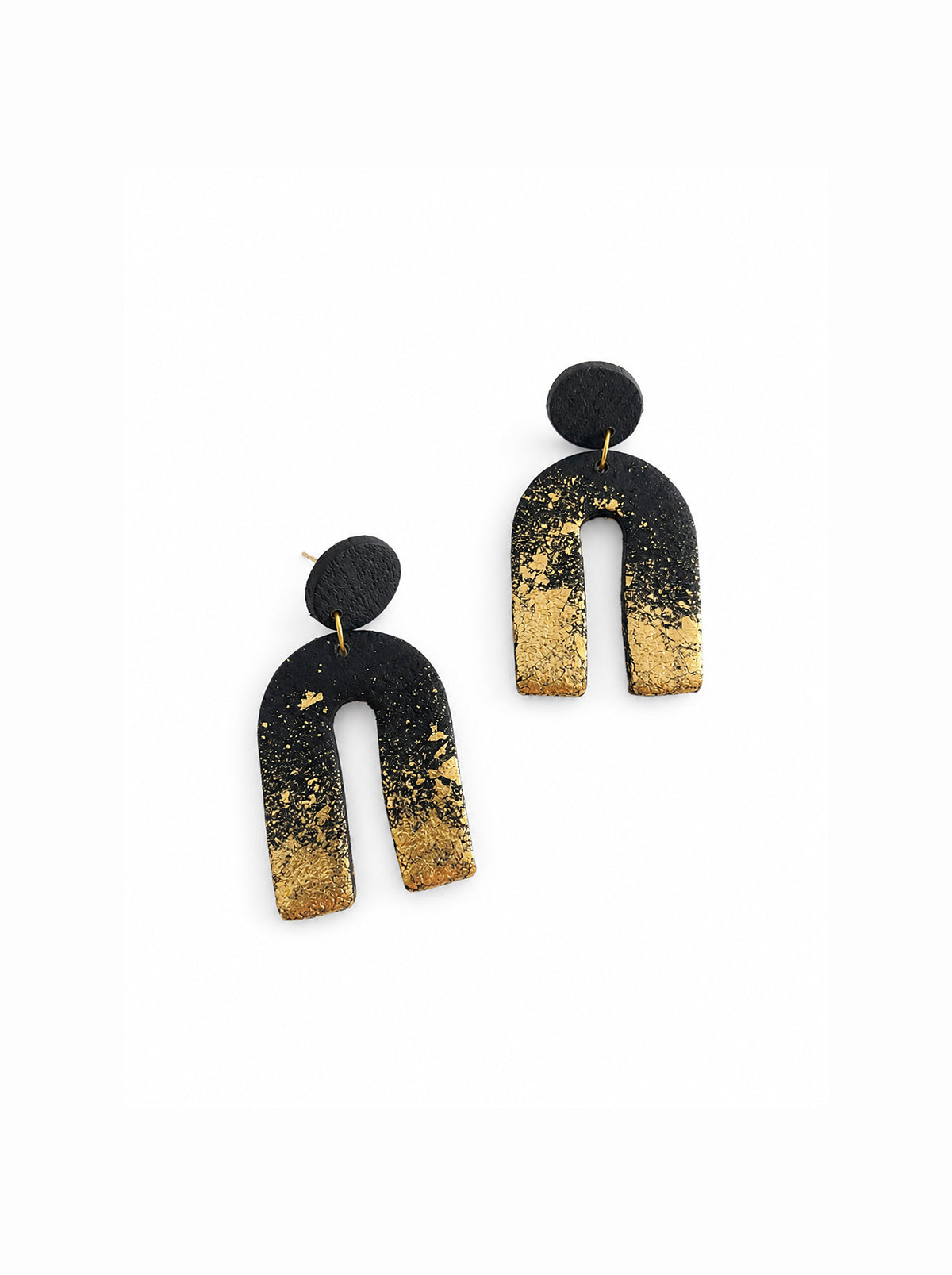 Pendientes arcos salpicón dorado