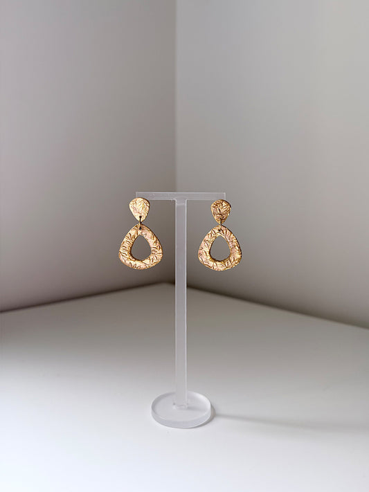 Pendientes flamenca dorados