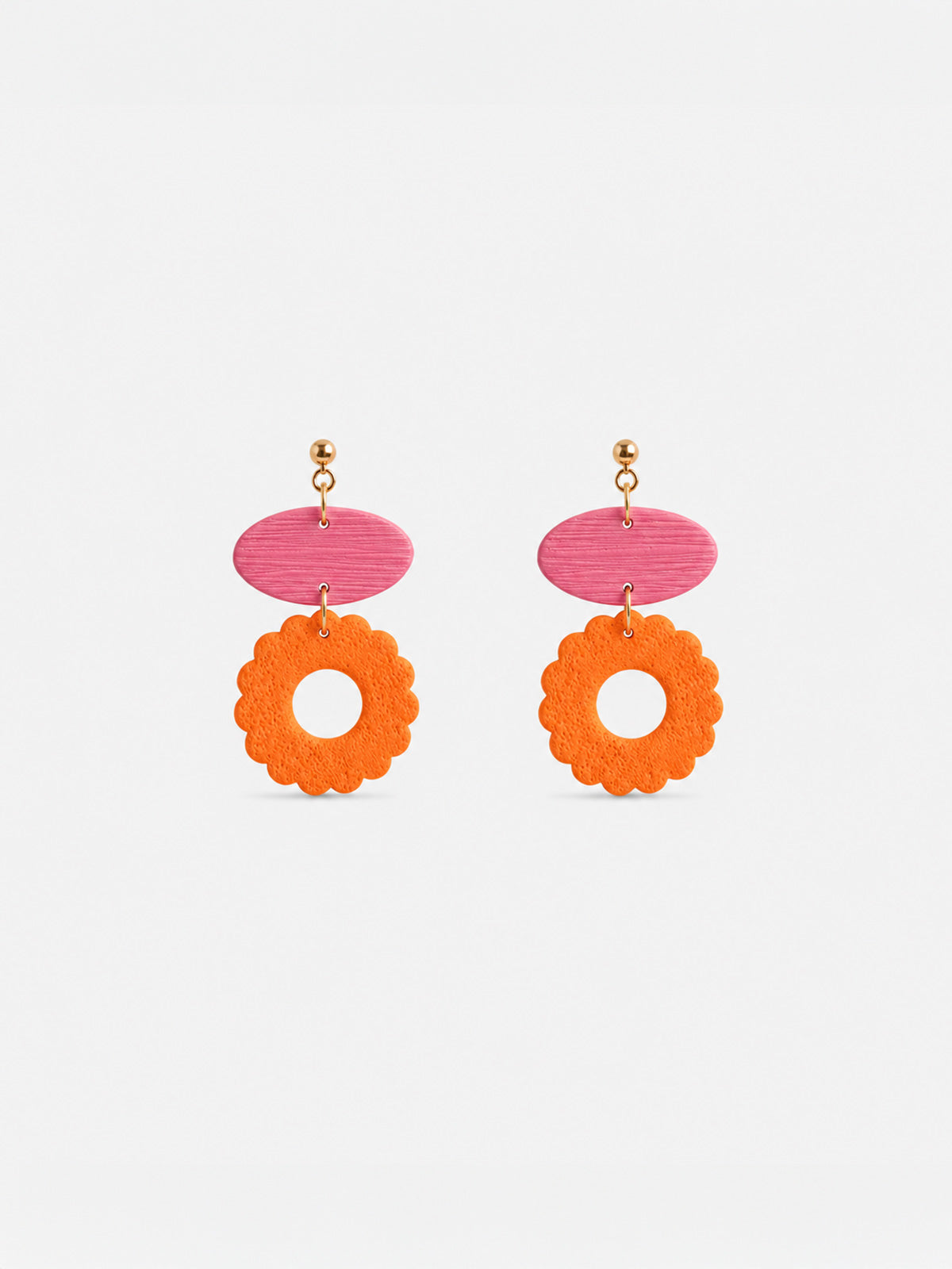 Pendientes flor naranja detalle rosa texturizados