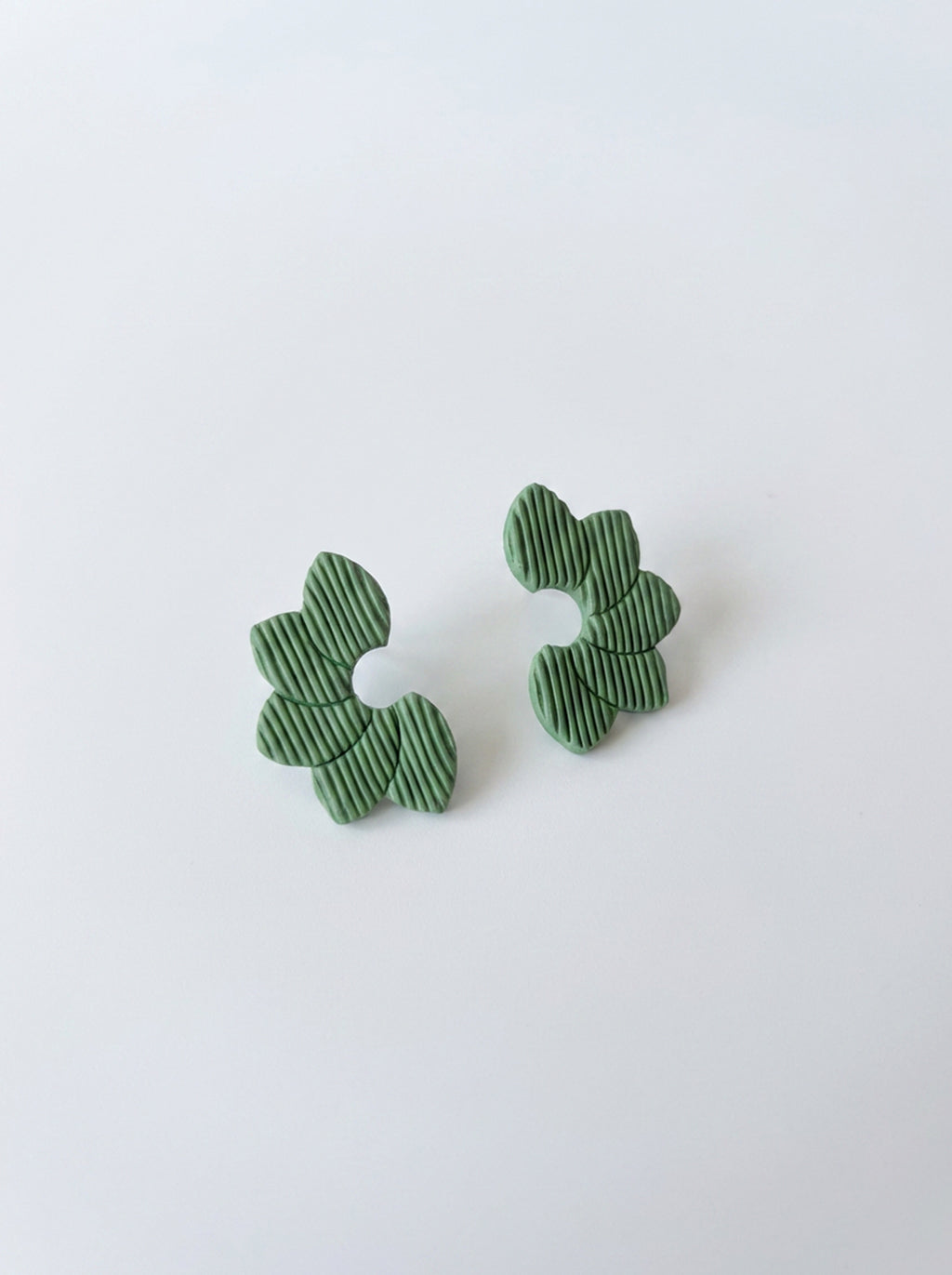 Pendientes verdes
