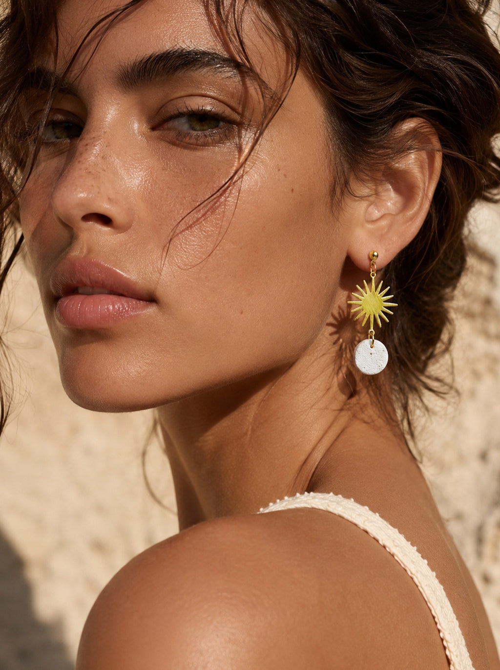 Pendientes sol