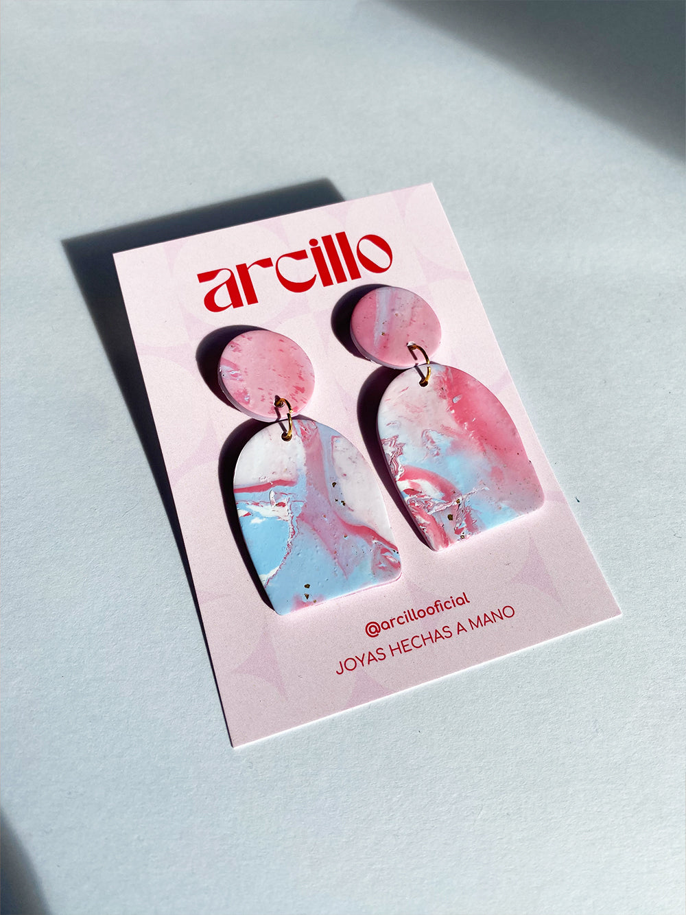 Pendientes marmolados