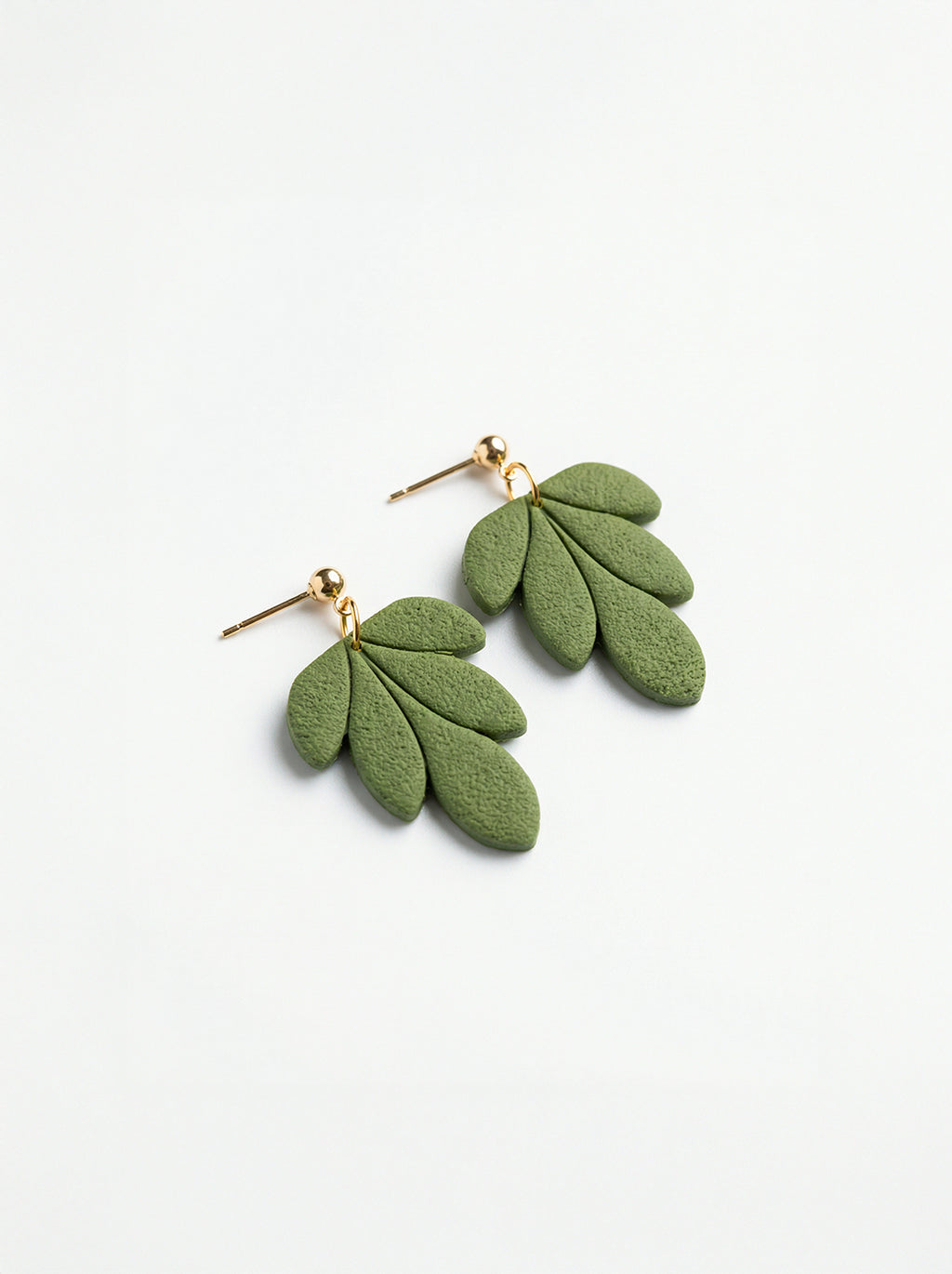 Pendientes hoja